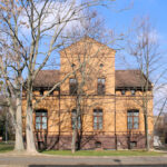 Bitterfeld, Lindenstraße 22
