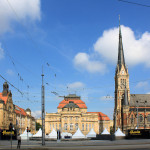 Theaterplatz Chemnitz mit König-Albert-Museum, Opernhaus und St.-Petri-Kirche