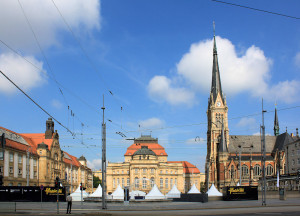 Theaterplatz Chemnitz mit König-ALbert-Museum, Opernhaus und St.-Petri-Kirche