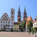 Stadtkirche und Rathaus Oschatz, Schaugiebel am Neumarkt