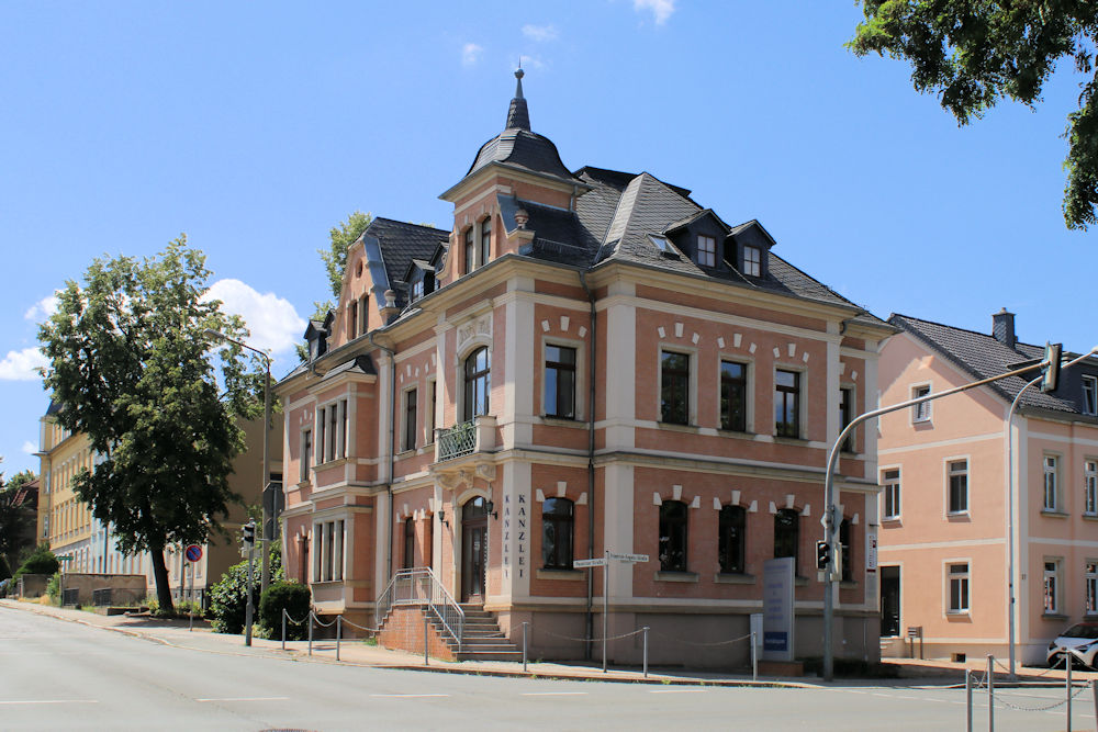 Villa Friedrich-Engels-Straße 35 b Riesa (bei Dresden) › Artikel ...
