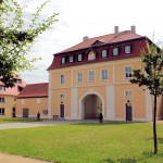 Geschlossenes Ensemble aus Schloss, Torhaus und Wirtschaftsgebäuden, Rittergut Ammelshain bei Leipzig