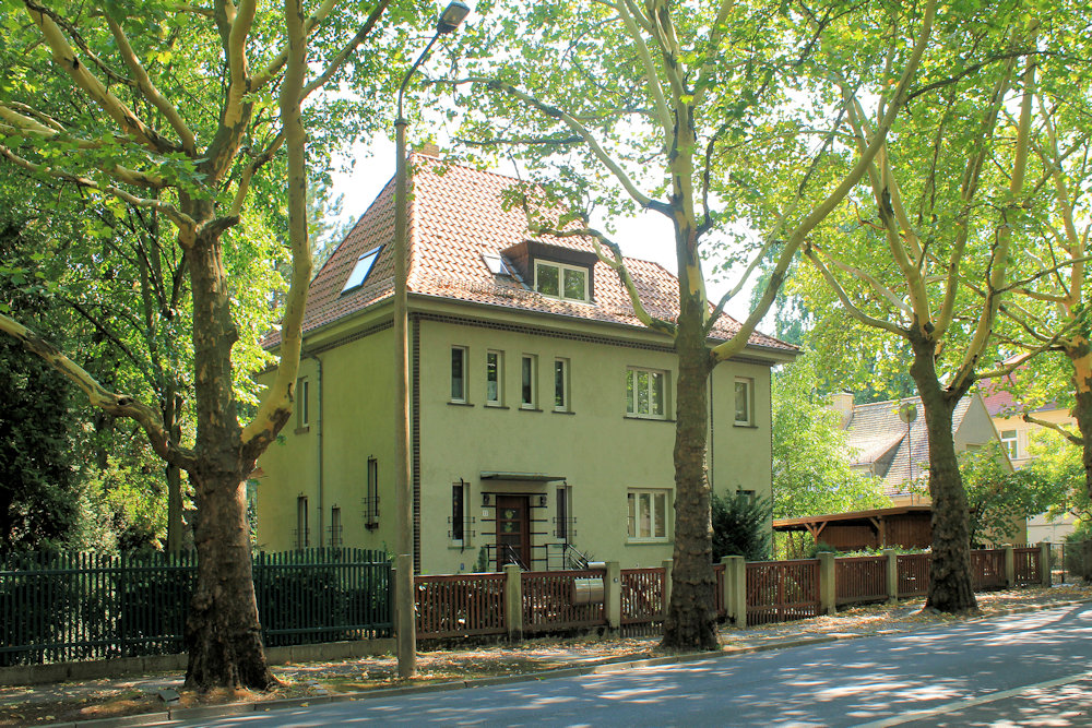 Villa Schönbachstraße 16 Stötteritz (Stadt Leipzig) › Artikel, Artikel