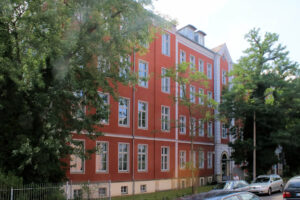 Ehem. XVI. Bezirksschule Volkmarsdorf (ZAW Zentrum für Aus- und Weiterbildung Leipzig GmbH)