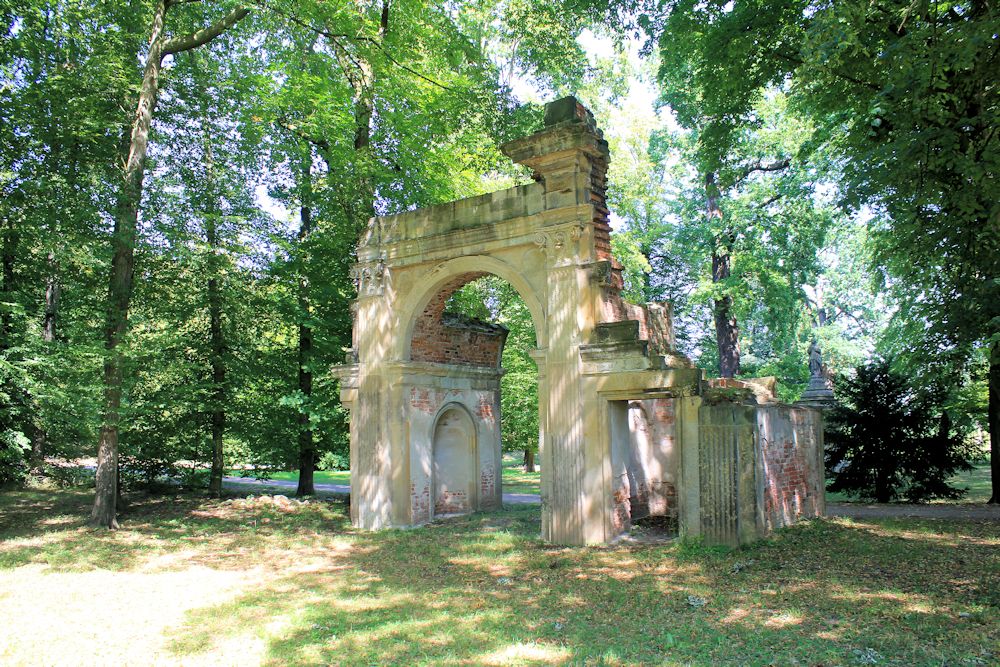 Triumphtor Park Luisium Waldersee (Stadt DessauRoßlau) › Artikel