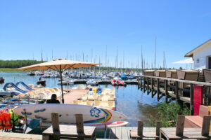 Pier 1 am Cospudener See in Zöbigker