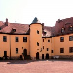 Schloss Bad Lauchstädt, Schlosshof mit Treppenturm