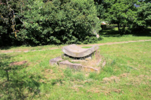 Sonnenuhr im AGRA-Park in Dölitz-Dösen