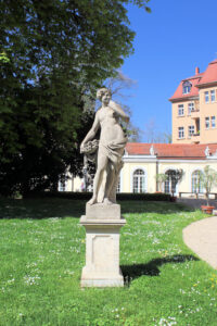 Statue von Pomona am Gohliser Schlösschen in Gohlis