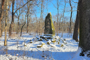 Gedenkstein für Karoline Gräfin von Bergen in Knauthain,