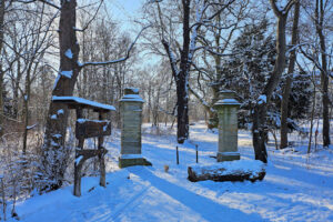 Torpfeiler am Schlosspark in Knauthain