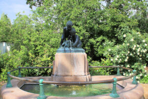 Froschbrunnen auf dem Rabensteinplatz in Leipzig