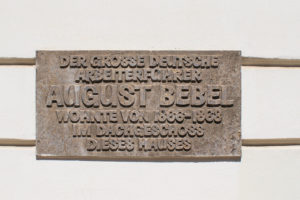 Gedenktafel für August Bebel in Leipzig