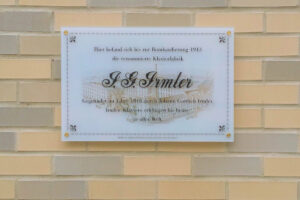 Gedenktafel für die Klavierfabrik Irmler in Leipzig