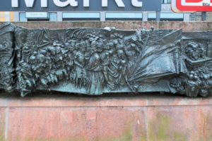 Gedenktafel "Historische Ereignisse auf dem Marktplatz" in Leipzig