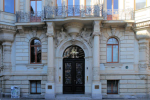 Portal Wohnhaus Beethovenstraße 8 in Leipzig (Roßbachhaus)