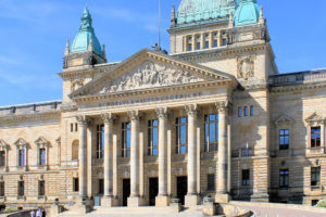 Portal des Bundesverwaltungsgerichtes in Leipzig