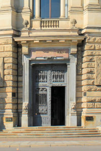 Portal der Deutschen Bank Leipzig