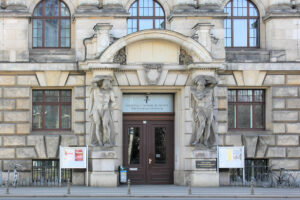 Portal der Hochschule für Musik und Theater Leipzig