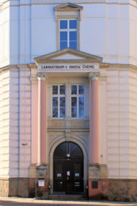 Portal des Instituts für Biowissenschaften, Pharmazie und Psychologie der Universität Leipzig (Laboratorium für angewandte Chemie)