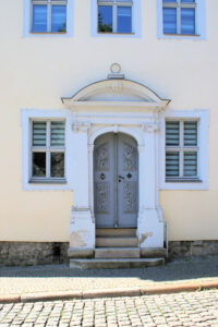 Portal am Haus „Zum Goldenen Ring“ in Merseburg