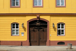 Portal am Zechschen Palais in Merseburg
