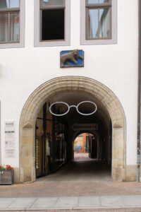 Portal und Hauszeichen Jakobstraße 3 in Naumburg
