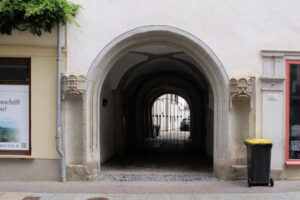 Portal Marienstraße 39 in Naumburg