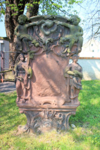 Grabmal auf dem Friedhof Pehritzsch