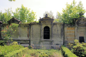 Grabmal der Familien E. Heinold & A. Voigt auf dem Friedhof in Plagwitz