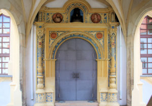 Portal am Johann-Friedrich-Bau des Schlosses Hartenfels in Torgau