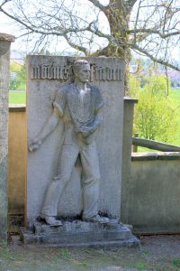 Grabstein auf dem Friedhof Wickershain