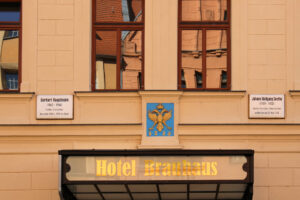 Hauszeichen Markt 7 in Wittenberg