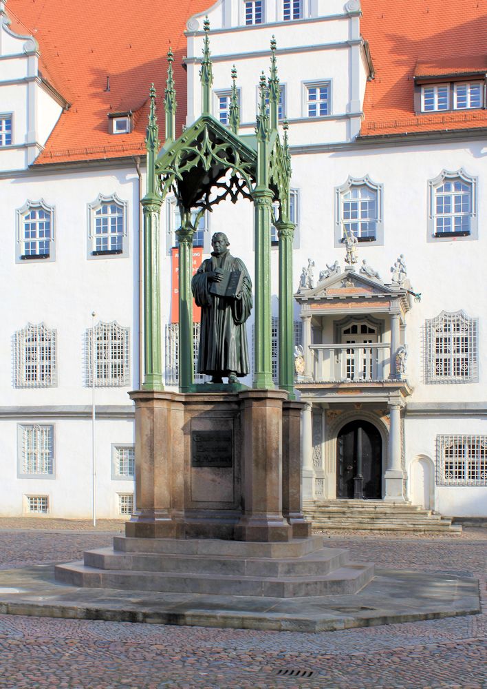 Lutherdenkmal Lutherstadt Wittenberg (bei DessauRoßlau) › Brunnen