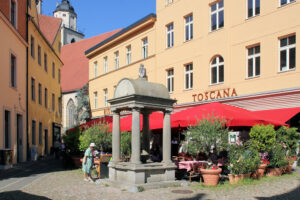 Röhrbrunnen auf dem Holzmarkt in Wittenberg