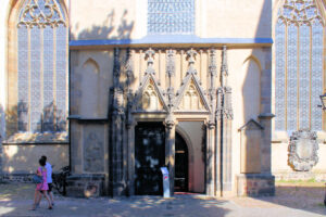 Südportal der Stadtkirche St. Marien in Wittenberg