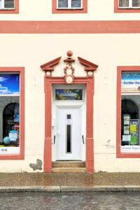 Portal Albert-Kuntz-Straße 4 in Wurzen