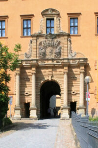 Portal am Torhaus des Schlosses Moritzburg in Zeitz