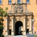 Portal am Torhaus des Schlosses Moritzburg in Zeitz