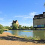 Lindenauer Hafen Leipzig, Hafenbecken mit Speichergebäuden