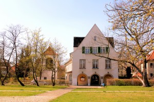 Johannes-Weyrauch-Platz in Böhlitz-Ehrenberg