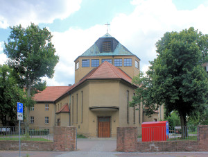 Halle/Saale, Kath. Pfarr- und Franziskaner-Klosterkirche Zur Heiligen Dreieinigkeit