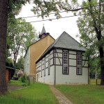 Linda, Ev. Kapelle und Schule