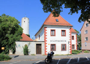 Ratsfronfeste mit Stadtmauerturm