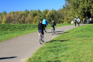 Radfahrer am Cospudener See