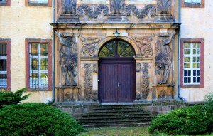 Schloss Friedrichswerth, Portal