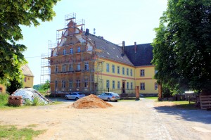 Herrenhaus des Ritterguts Kössern, Zustand Juni 2014