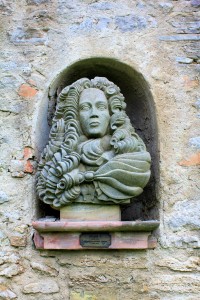 Schloss Kromsdorf, Steinbüste von Kaiser Joseph I.