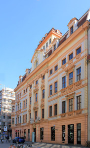 Romanushaus Leipzig, Fassade Brühl
