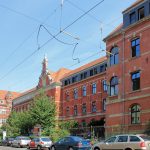 Zentrum-Südost, Rotes Haus (Universitätsklinikum)